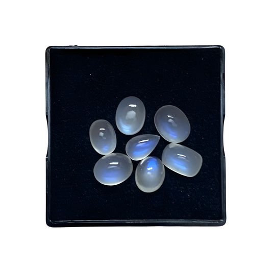 Moon stone 24.5 ct (7 pcs)